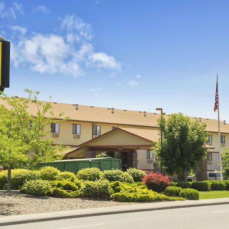 Super 8 By Wyndham Kennewick Motel Eksteriør billede