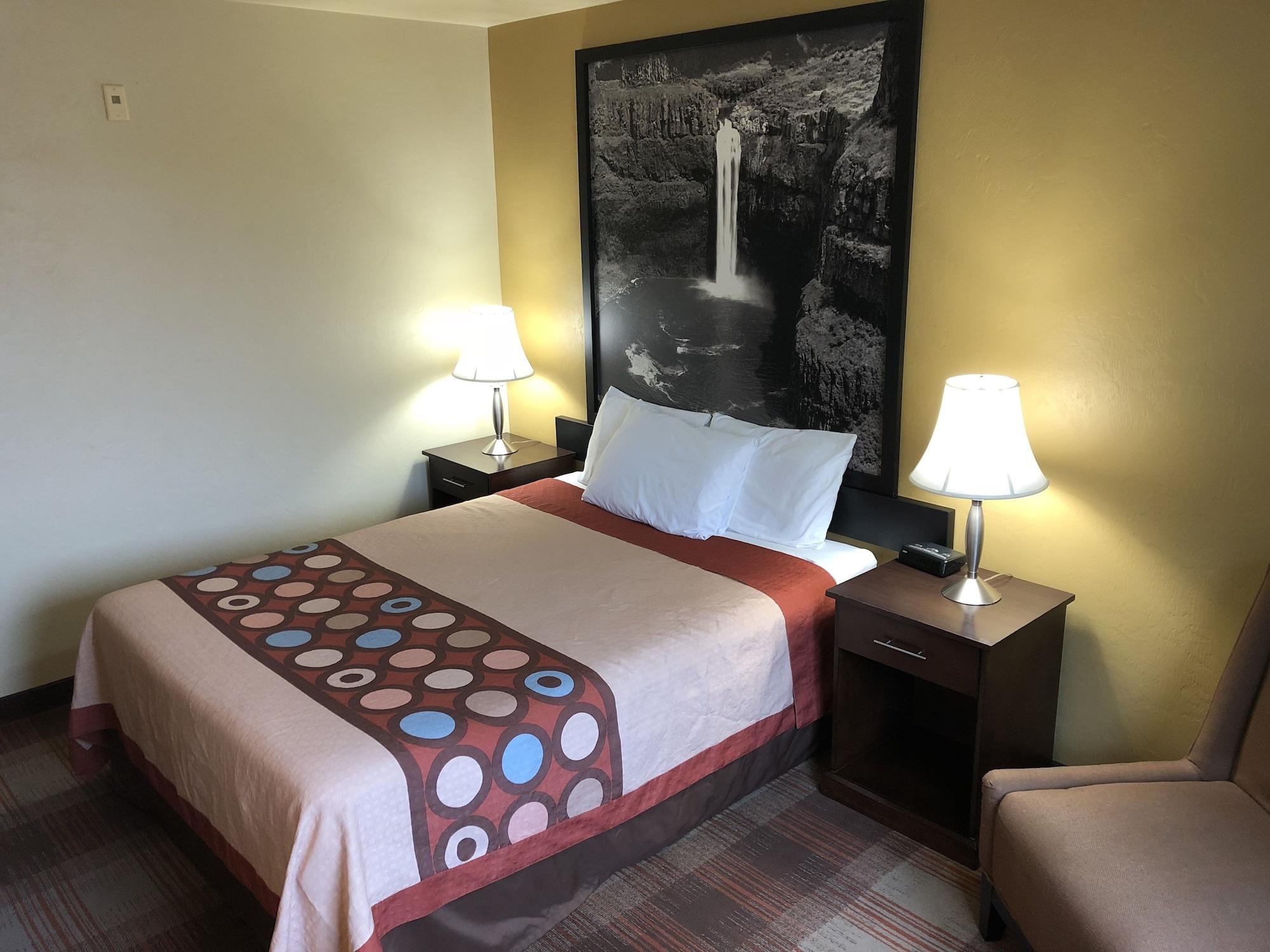 Super 8 By Wyndham Kennewick Motel Eksteriør billede