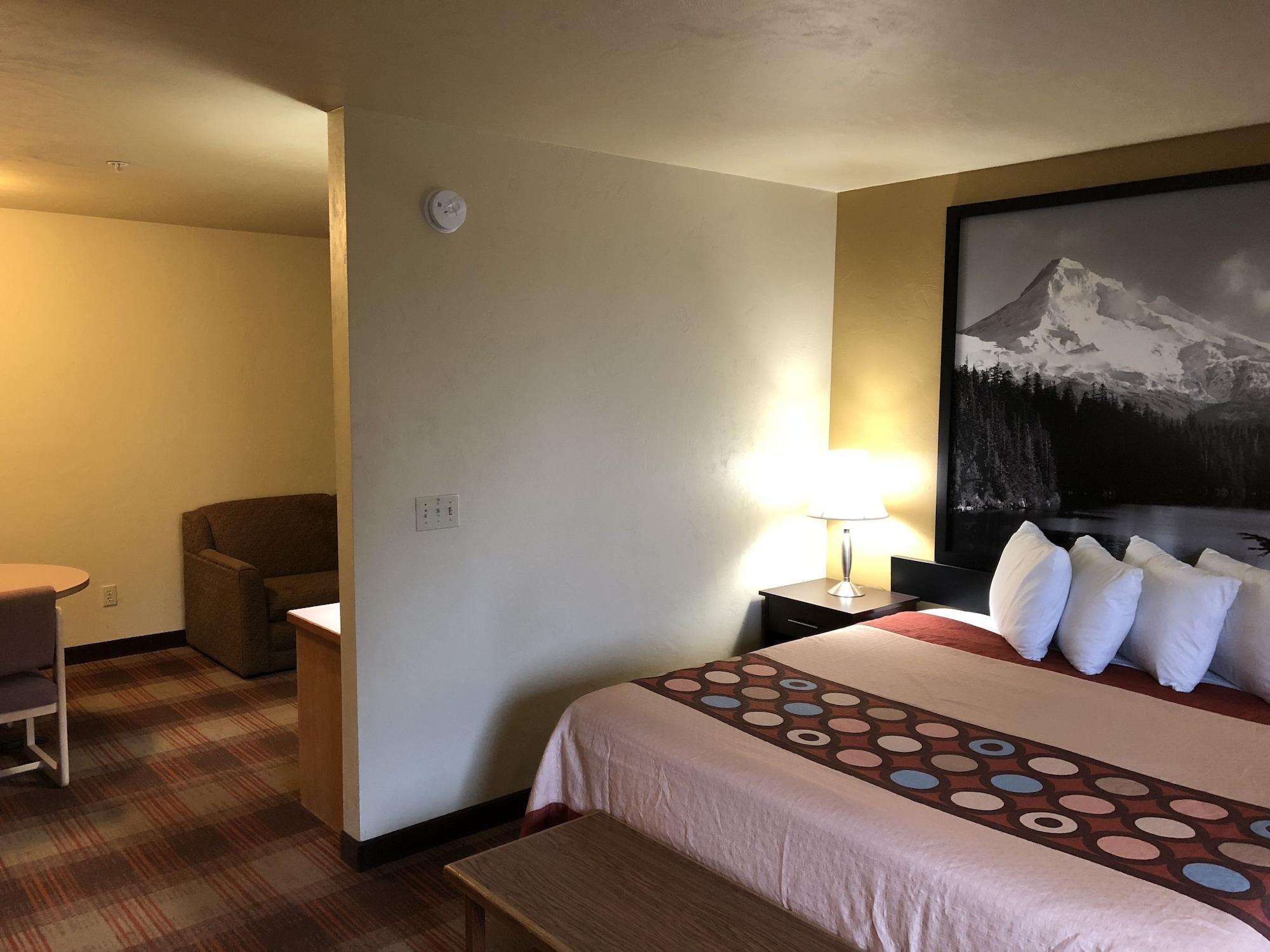 Super 8 By Wyndham Kennewick Motel Eksteriør billede