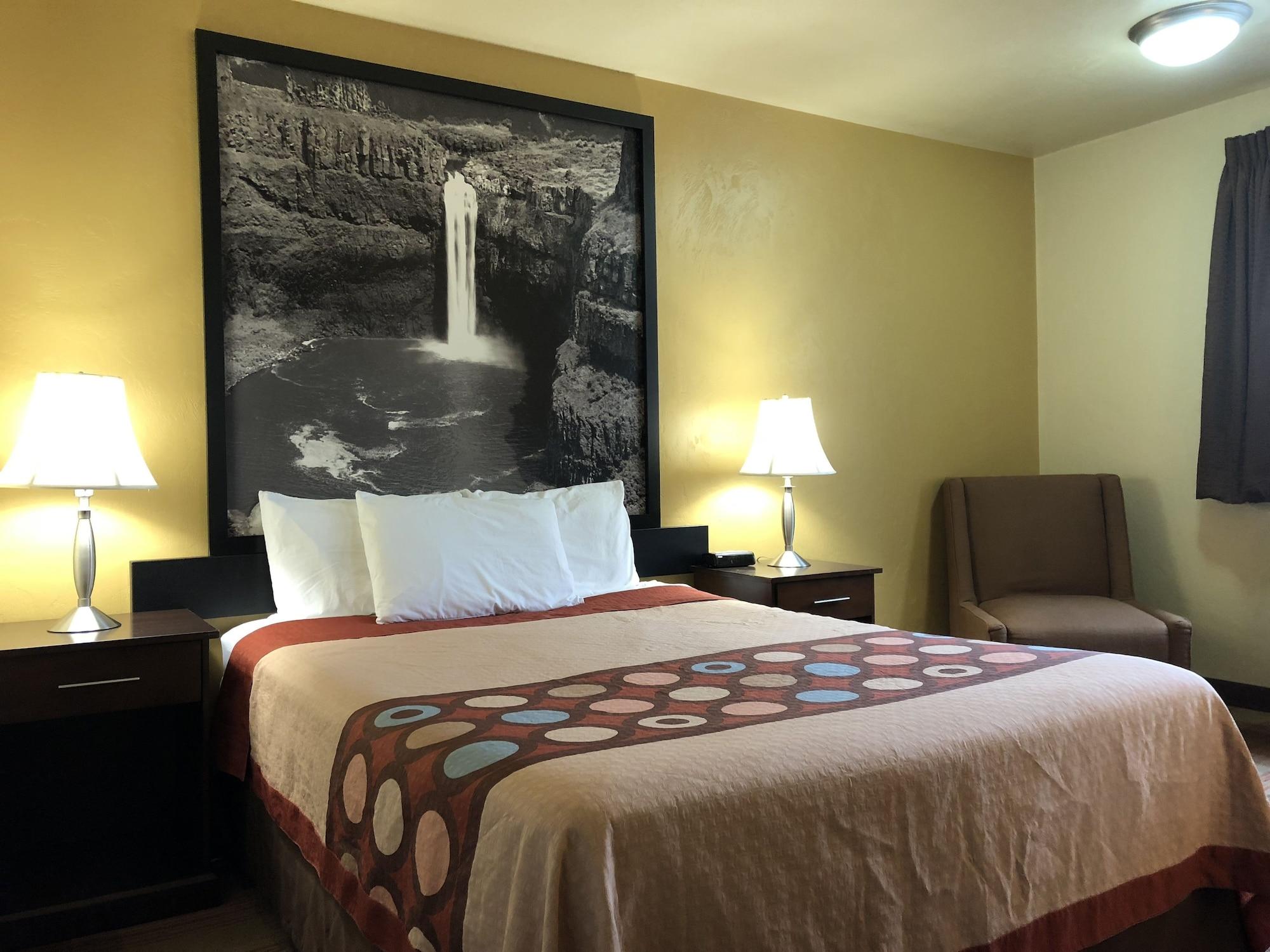 Super 8 By Wyndham Kennewick Motel Eksteriør billede